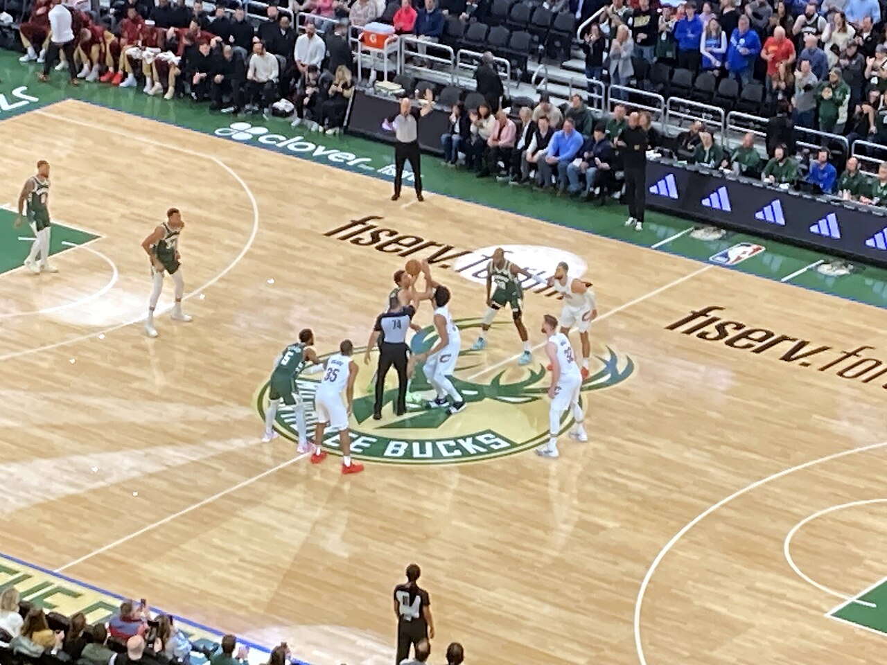 クリーブランド・キャバリアーズ 完全ガイド【2025-26シーズン】 | SportsPulse