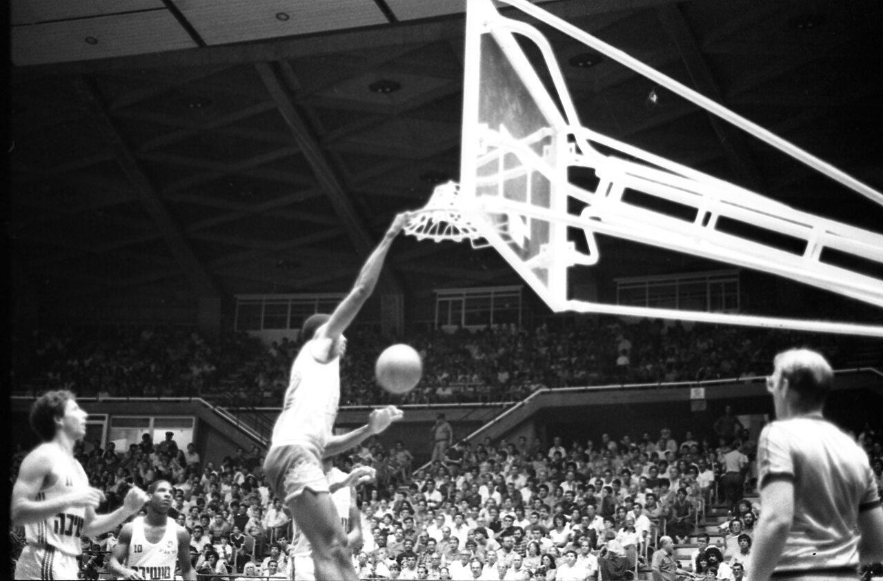 シャーロット・ホーネッツ エース選手分析【2025-26シーズン】 | SportsPulse