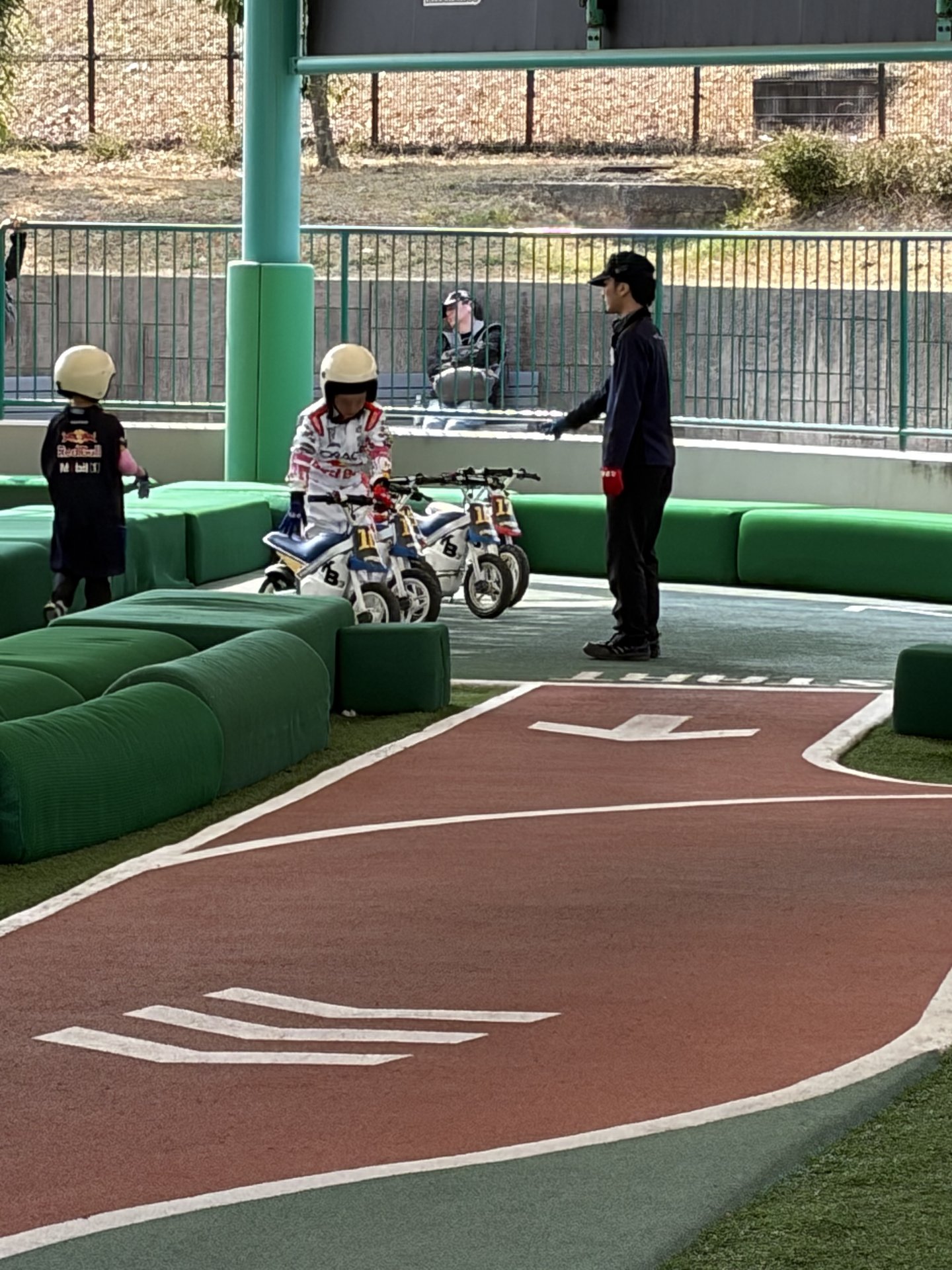 鈴鹿サーキット 子ども向けバランスバイク体験