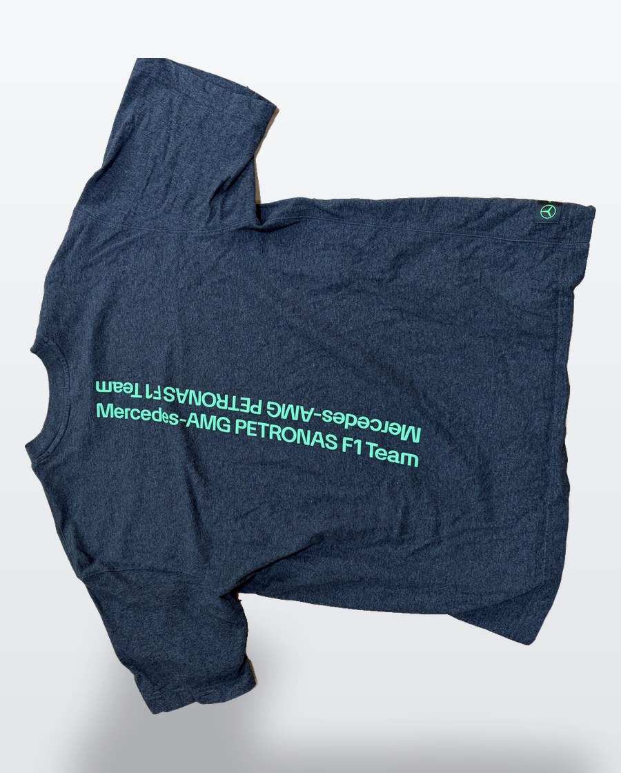 メルセデスAMG ペトロナス Tシャツ 実物